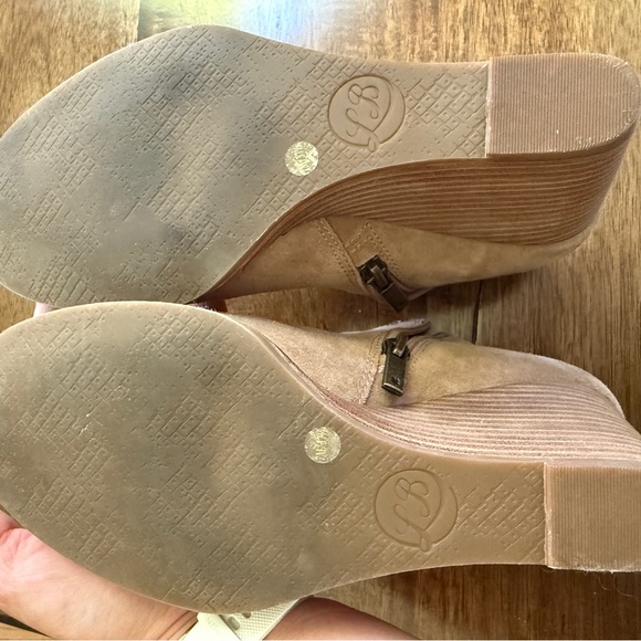 Lucky Brand Tan Wedged Booties - Picture 6 of 7